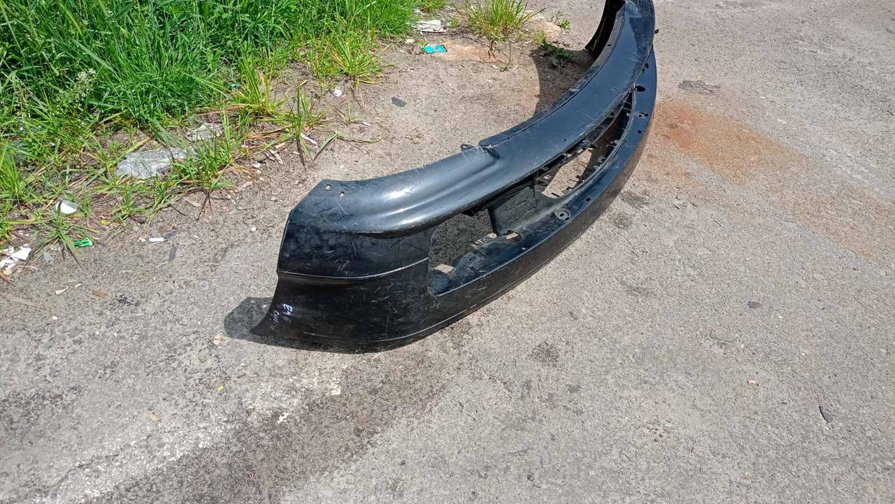 Вітаю зацікавлених на авто розборці Чемпіон !!!<br />
 Предметом оголошення є&nbsp;Бампер Передній Bmw E46 3-Series Coupe 51118195292&nbsp;<br />
 Фактичний стан на фото. Гарантія 14 днів на встановлення та перевірку<br />
 Висилаємо по всій Україні по передоплаті на транспортні витрати!<br />
 Наявність та асортимент на складі постійно змінюються.<br />
 Точні деталі уточняйте по телефону +380973363743 — фото 3