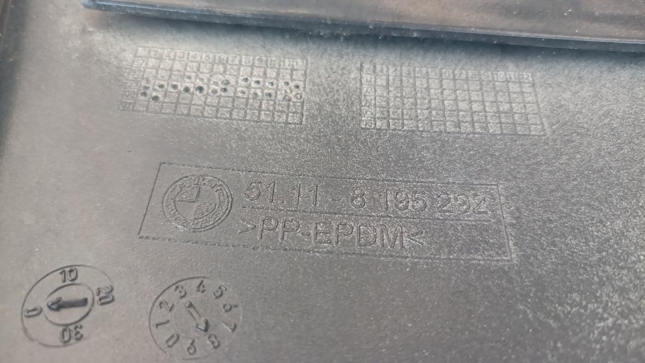 Вітаю зацікавлених на авто розборці Чемпіон !!!<br />
 Предметом оголошення є&nbsp;&nbsp;Бампер Передній Bmw E46 3-Series Coupe 51118195292<br />
 Фактичний стан на фото. Гарантія 14 днів на встановлення та перевірку<br />
 Висилаємо по всій Україні по передоплаті на транспортні витрати!<br />
 Наявність та асортимент на складі постійно змінюються.<br />
 Точні деталі уточняйте по телефону +380973363743 — фото 5