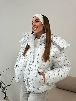 Жіноча куртка тепла на синтепоні 200 з квітковим принтом