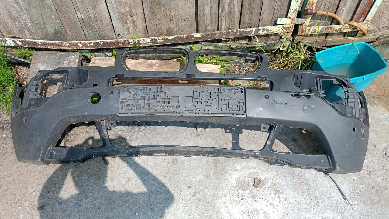 Вітаю зацікавлених на авто розборці Чемпіон !!!<br />
 Предметом оголошення є&nbsp;&nbsp;Бампер Передній BMW X3 E83 Lift&nbsp;<br />
 Фактичний стан на фото. Гарантія 14 днів на встановлення та перевірку<br />
 Висилаємо по всій Україні по передоплаті на транспортні витрати!<br />
 Наявність та асортимент на складі постійно змінюються.<br />
 Точні деталі уточняйте по телефону +380973363743 — фото 1