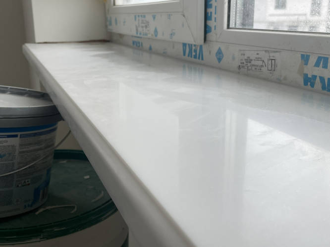 Підвіконня з акрилу у англійському стилі: реалізація замовлення з Великої Британії