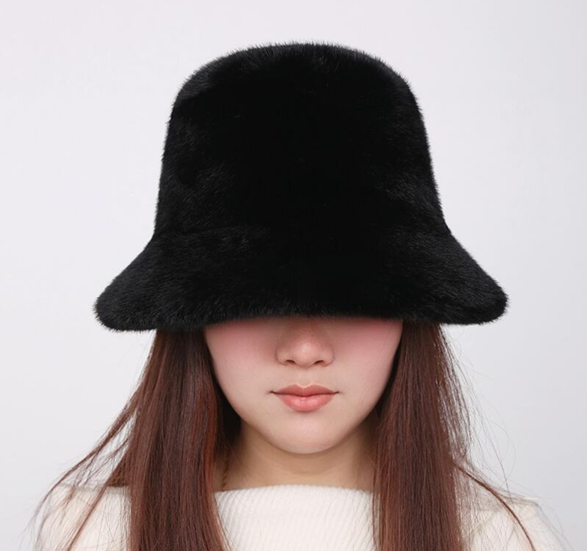 Жіноча хутряна шапка панама