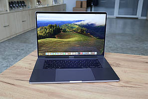 MacBook Pro 16 2019★i9/64G/SSD 4TB/5500M Apple MacBook Pro 16