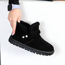 Люксові низькі чорні замшеві зимові черевики на кнопках 38