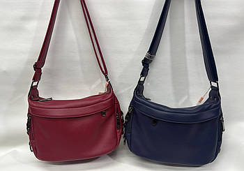 Сумка жіноча крос-боді на блискавці з кишенею у різних кольорах Liza