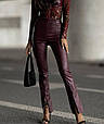 Жіночі штани з еко-шкіри Модель: 1554-1259 Колір: бургунді, фото 3