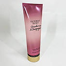 Лосьйон для тіла Victoria's Secret Strawberries Champagne 236 мл Original KY-26, фото 2