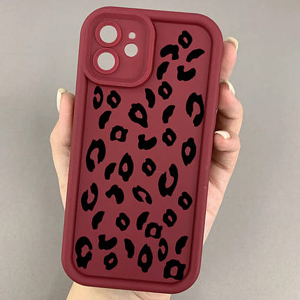 Чохол для iPhone 12 бордовий з великими бортами з принтом чорний леопард на айфон 12 w01l, фото 1