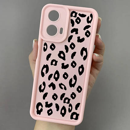 Чохол для Motorola Moto G04 рожевий з великими бортами з принтом чорний леопард на моторола мото г04 w01l, фото 1