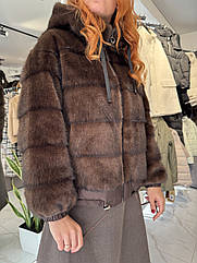Жіноча шубка, "Еконорка".