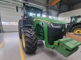 Трактор John Deere 8R 340
