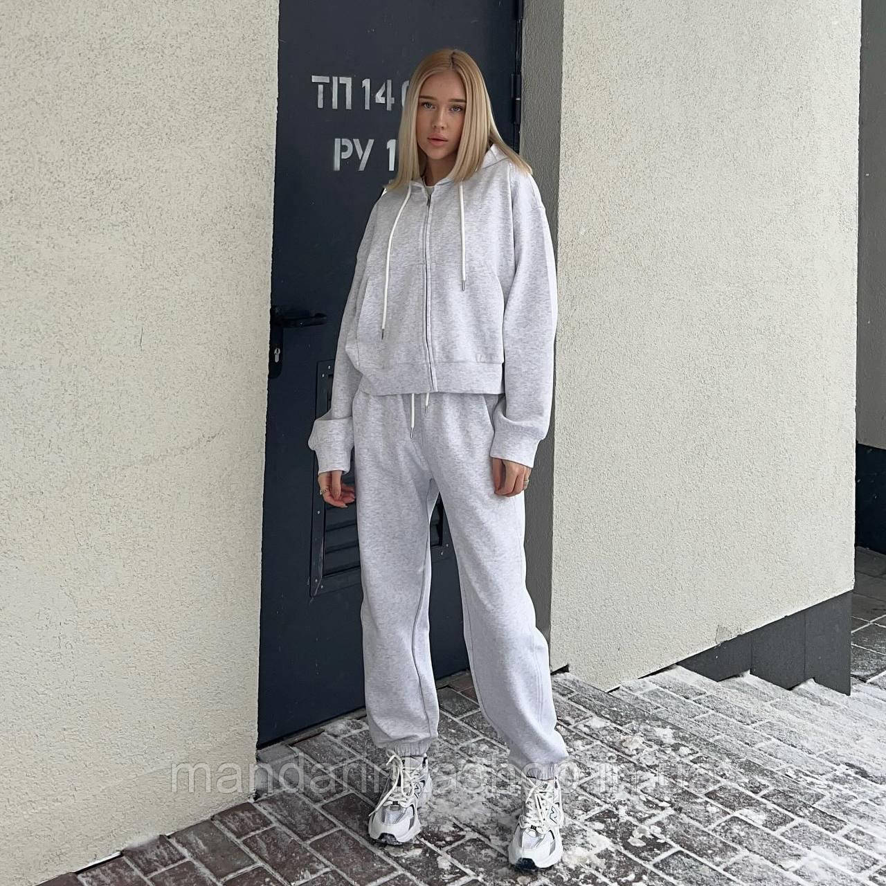 Женский спортивный костюм трёхнитка на флисе - фото 1 - id-p2788283068