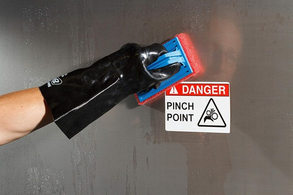 Етикетки стійкі до мийних засобів