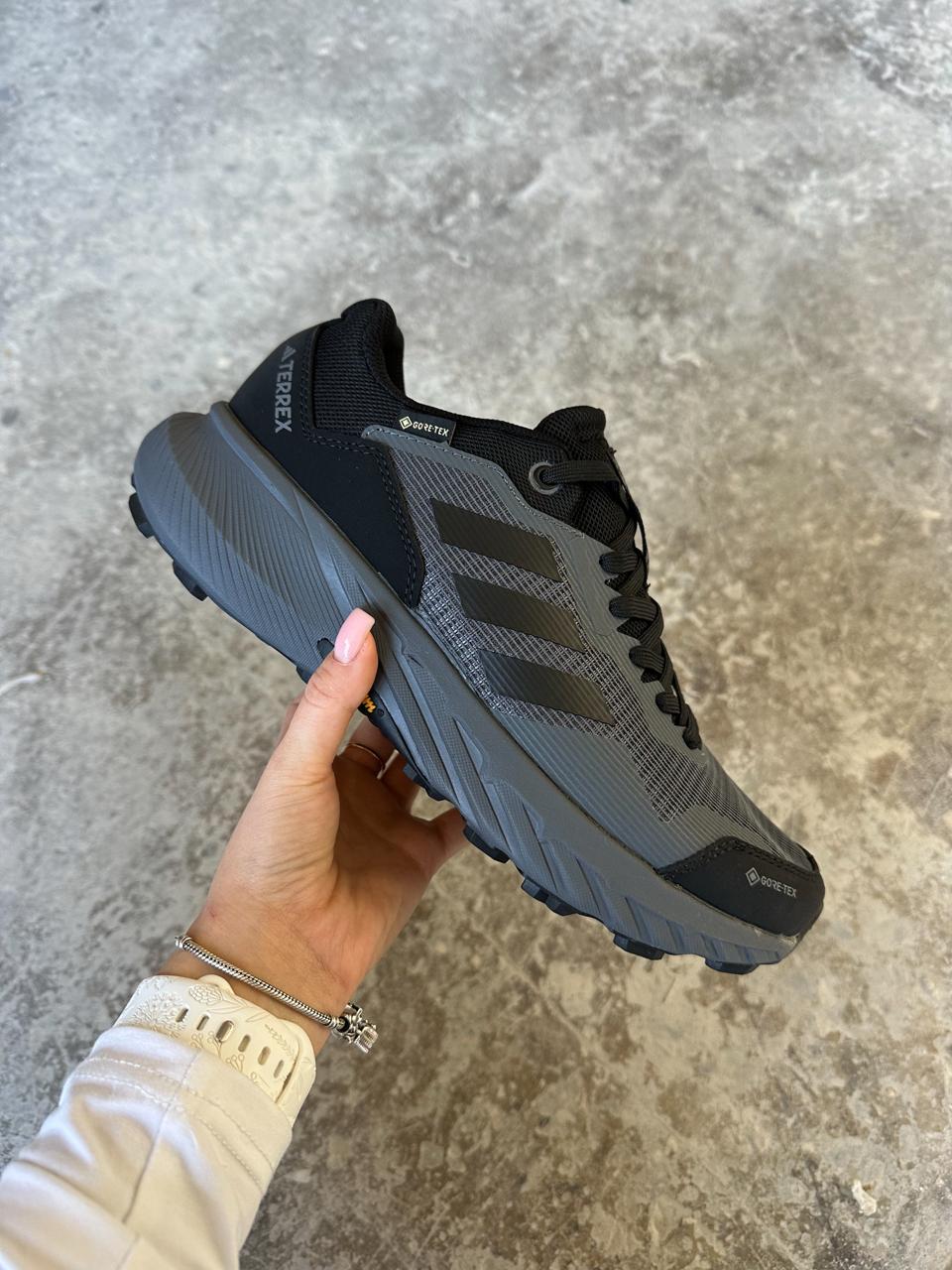 Кросівки зимові сірі чорні Adidas Terrex Gore-Tex Grey Black (22545), фото 1