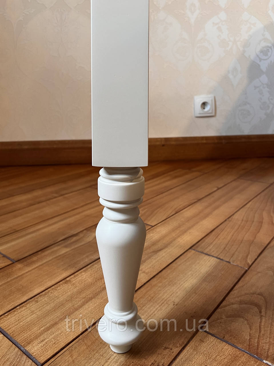 Точені меблеві ніжки і опори з квадратним підставою H.420 D.60 / Високі - 29.2, фото 1