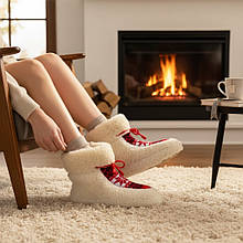 101 Чуні із овчини на гумовій підошві з вишивкою