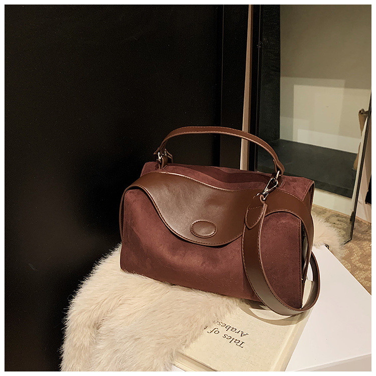 Жіноча сумка — гарна якість, базовий стильна сумка для через плече Ручні сумки — клатч ОПТ, фото 1