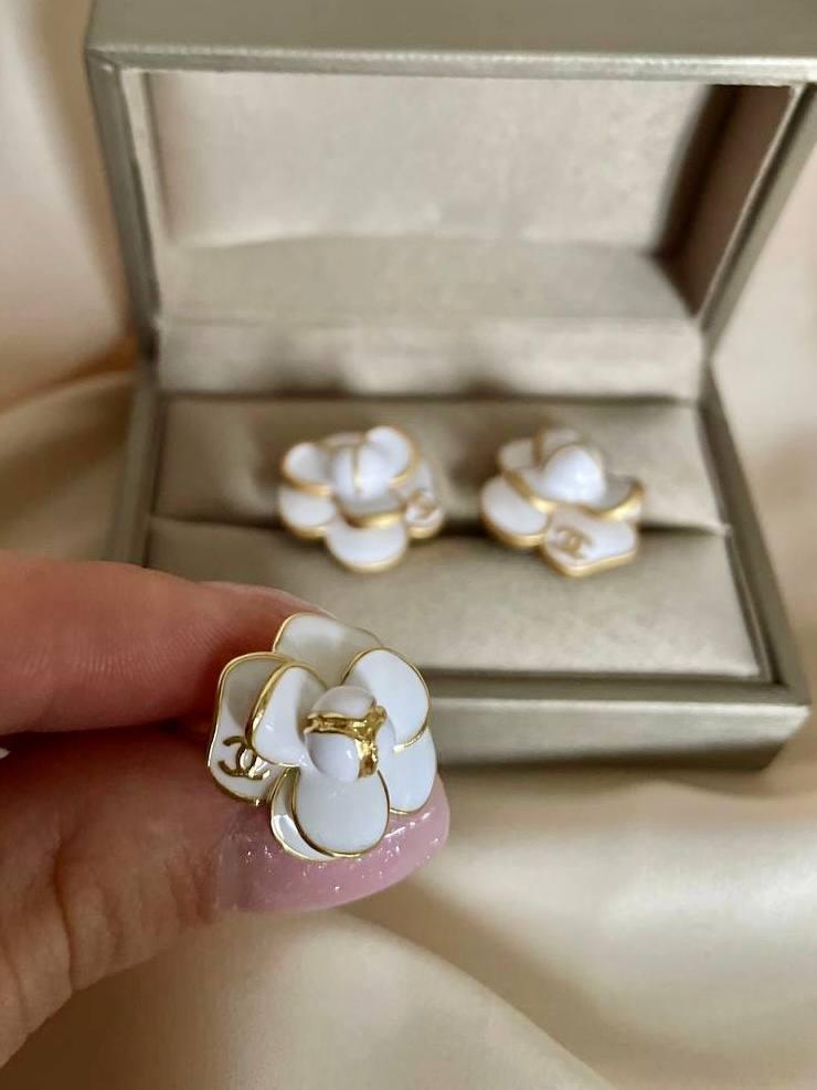 Комплект Шанель - сережки та каблучка з квіточками позолота 18К, фото 1