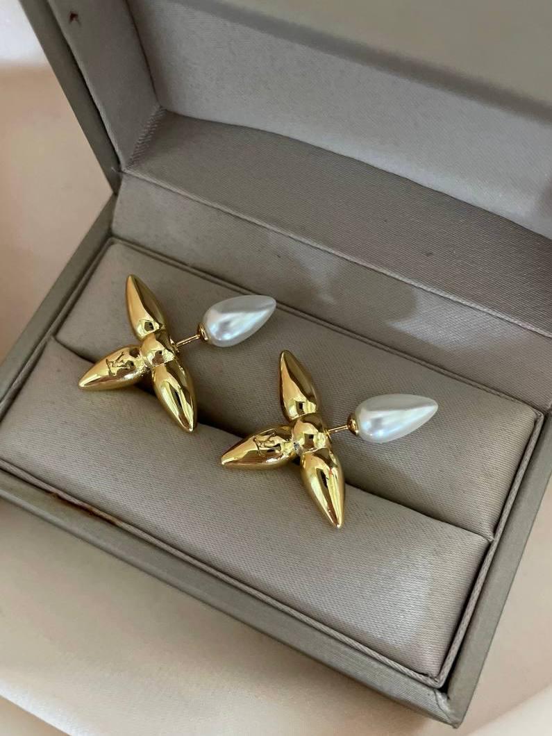 Сережки пусети LV покриття золото 18К, фото 1