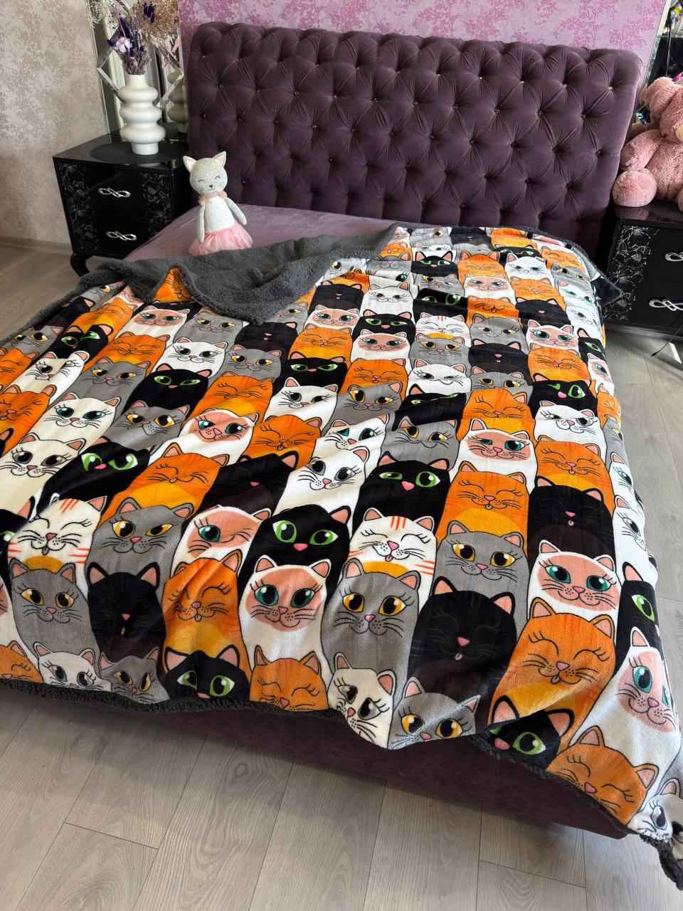 Теплий і пухнастий плед на овчині євророзмір із котиками, фото 1