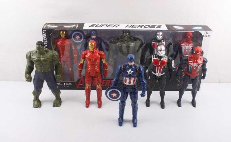 Набір героїв - 5 фігурок, підсвічування на грудях, середня висота 22 см, рухливі кінцівки та голова 3899-11