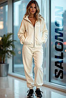 Жіночі костюми