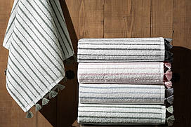 Махрове полотенце з сірими смугами і китицями, розмір 50*90 см (ціна за 1 шт)