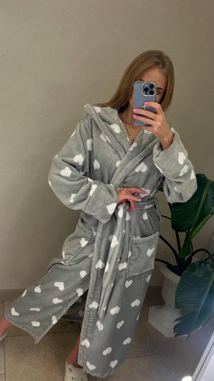 Теплий жіночий довгий сірий халат із серцями, фото 1