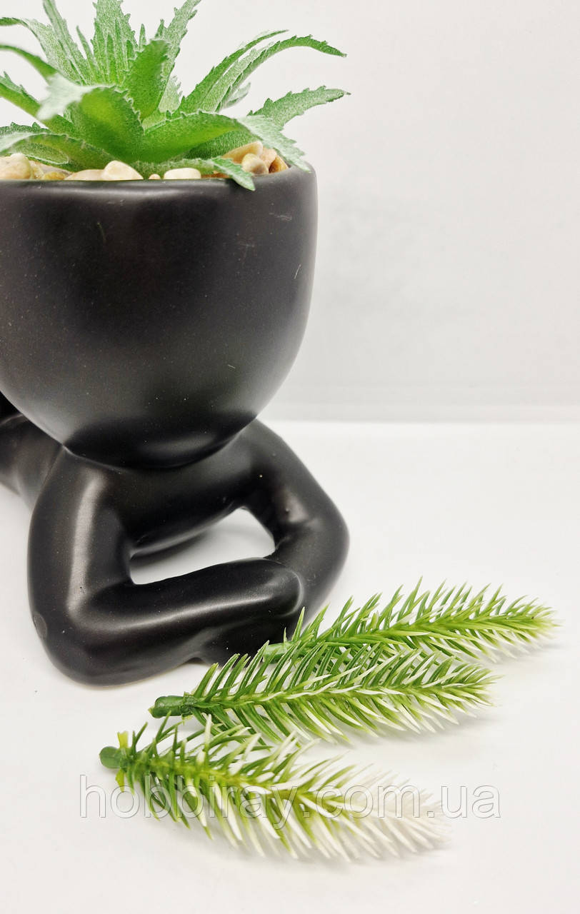 Штучна гілочка.  Довжина 6,5см. 1шт.Колір зелений-білий., фото 1