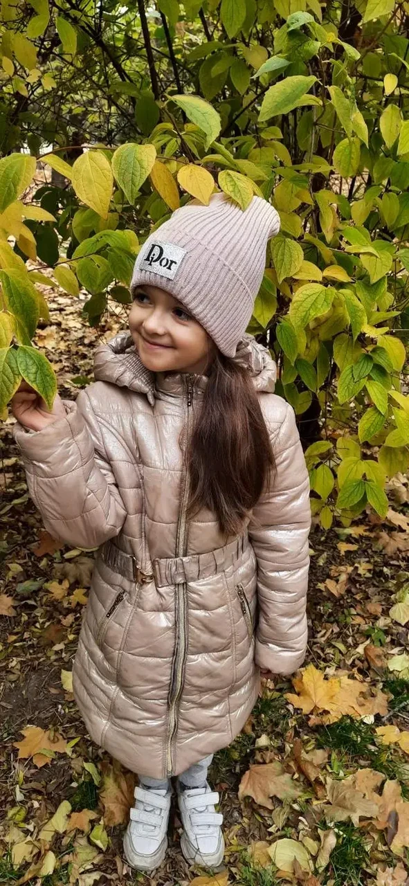 Дитяча тепла куртка з капюшоном для дівчинки осінь зима, фото 1