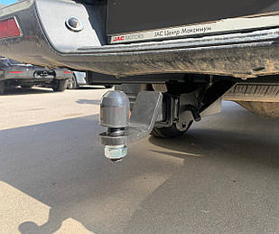 Фаркоп Volkswagen Amarok (2010-2022) під квадрат. Vastol