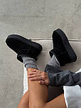 Жіночі класичні угги, черні уггі на високій підошві, ультро короткі угги, фото 7