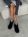 Жіночі класичні угги, черні уггі на високій підошві, ультро короткі угги, фото 4