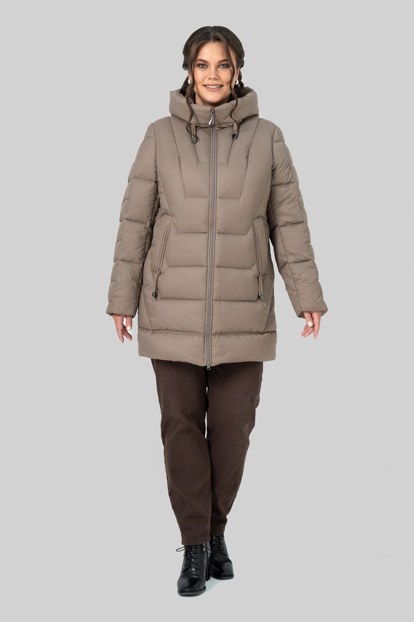 Жіноча зимова куртка-пуховик Софія великого розміру 50–60 | Теплий біопуховик до -15°C з капюшоном капучино, фото 1