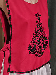 Жилетка червона з чорною вишивкою "Яскрава"