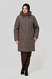 Тепле стьобане пальто жіноче 50–60 розмірів, з тинсулейтом і капюшоном | Зимове пальто батал мокко, фото 2
