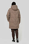 Тепле стьобане пальто жіноче 50–60 розмірів, з тинсулейтом і капюшоном | Зимове пальто батал капучино, фото 5