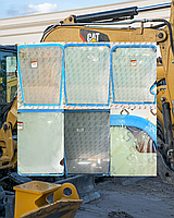 🔹 Скло для спецтехніки — якість, надійність і безпека від СПЕЦ ПОСТАЧ МАРКЕТ