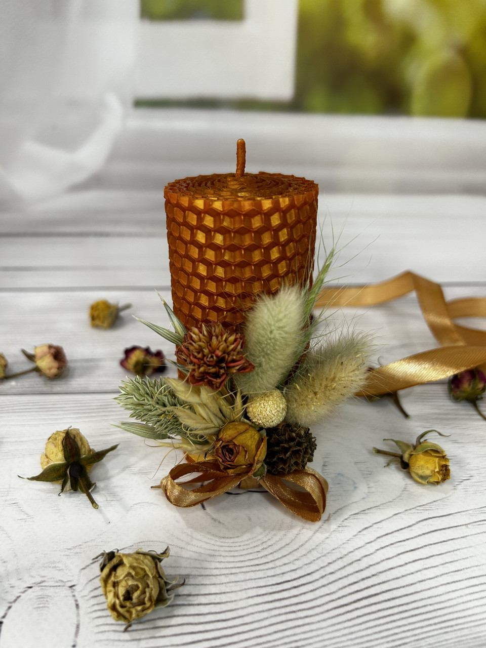 Свічка ручної роботи "Осінній настрій" із натуральної вощини із сухоцвітом, фото 1