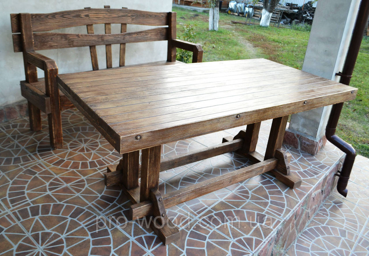 Дерев'яний стіл під старовину з масиву для дачі