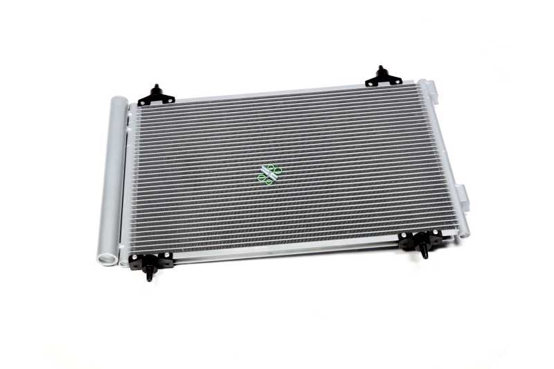 Конденсатор кондиціонера Citroen/Peugeot (Nissens) 94826