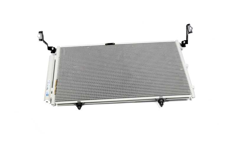 Радіатор кондиціонера Lexus RX I (MCU15) (97–) 300 (Nissens) 94789