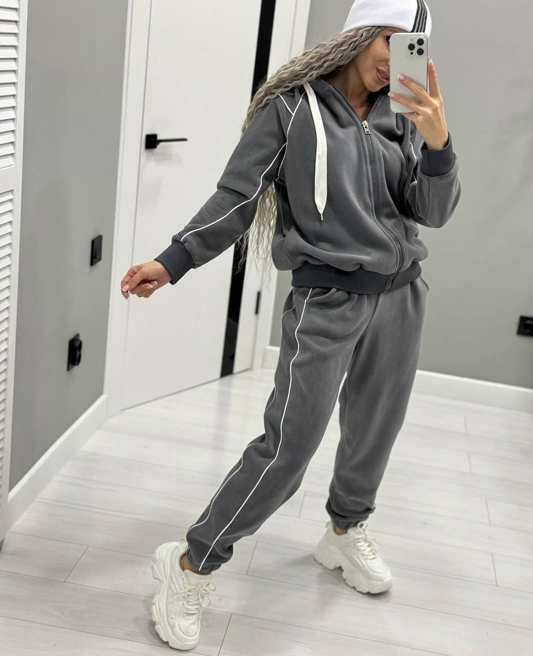 Дуже гарний  костюм графітового кольору, фото 1