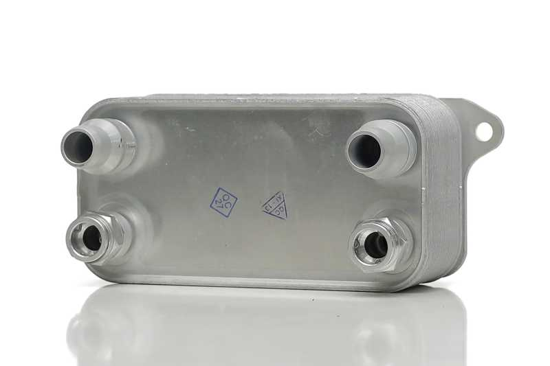 Радіатор масляний Mercedes C W204 11-14 (Van Wezel) 30013702, фото 1