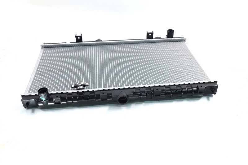 Радіатор охолодження Nissan Primera 1.6/2.0 MT 96- (Van Wezel) 13002181