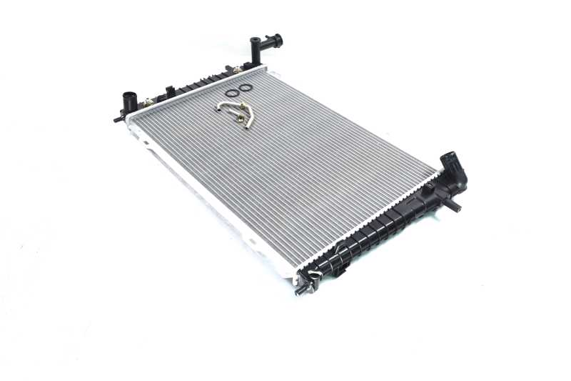 Радіатор охолодження Hyundai Tucson/Kia Sportage (Van Wezel) 82002127