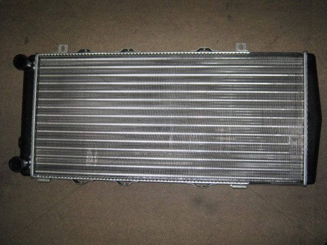 Радіатор охолодження Skoda Felicia (6U) 94- (Van Wezel) 76002004