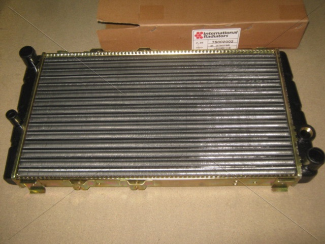 Радіатор охолодження Skoda 100/Felicia 1.3MT (Van Wezel) 76002002