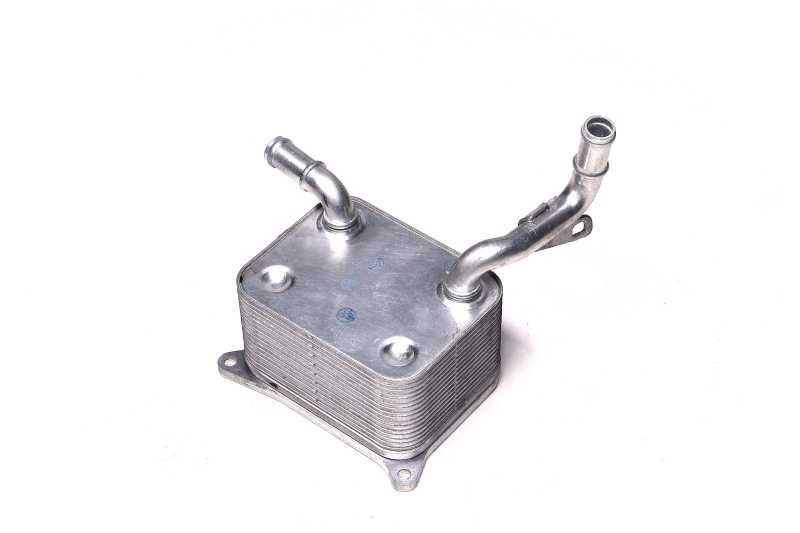 Радіатор масляний Audi RS4/A5/A6/Touareg 4.2i (Van Wezel) 03013705