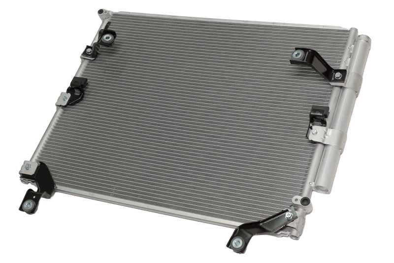 Конденсор кондиціонера Lexus LX470 01-08 (Van Wezel) 53005697